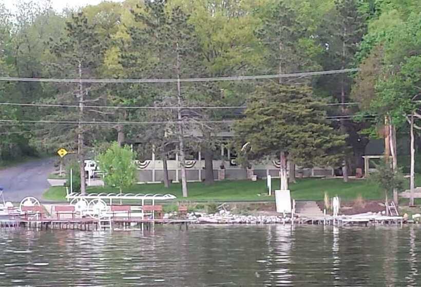 פנסיון Lake Ripley Lodge W Lake Front Rooms, Grand Porch, Kayaks & Paddleboard