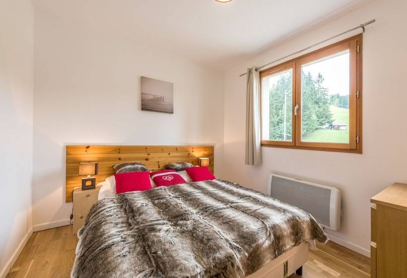 דירת נופש L'eden Skis Aux Pieds