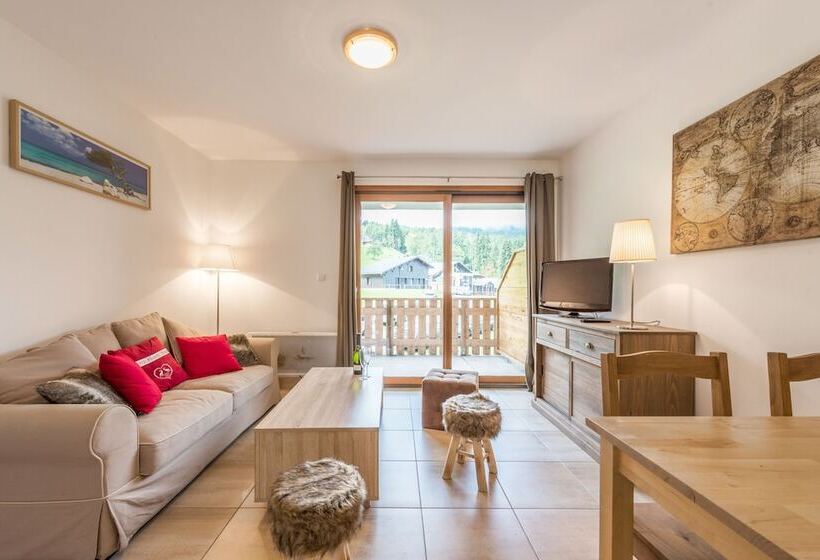 דירת נופש L'eden Skis Aux Pieds