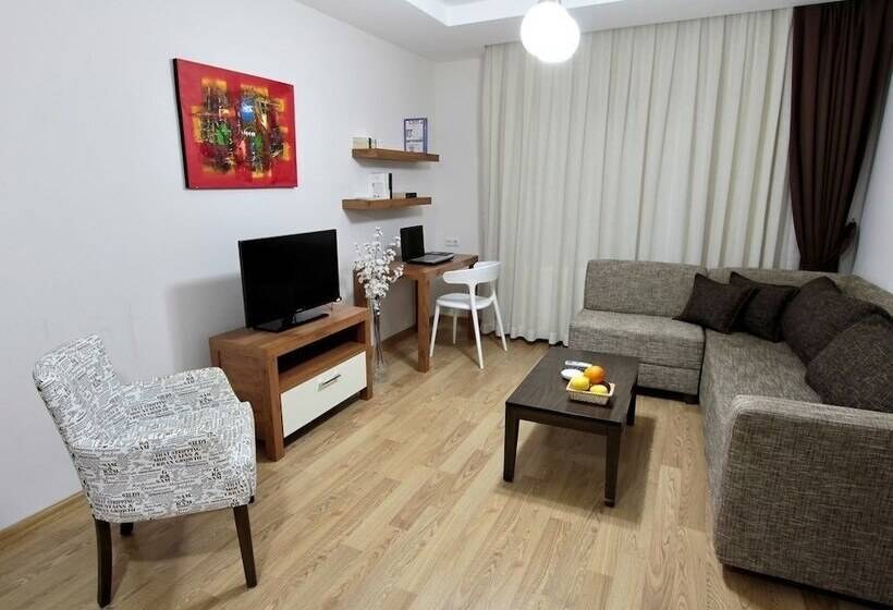Upart Home