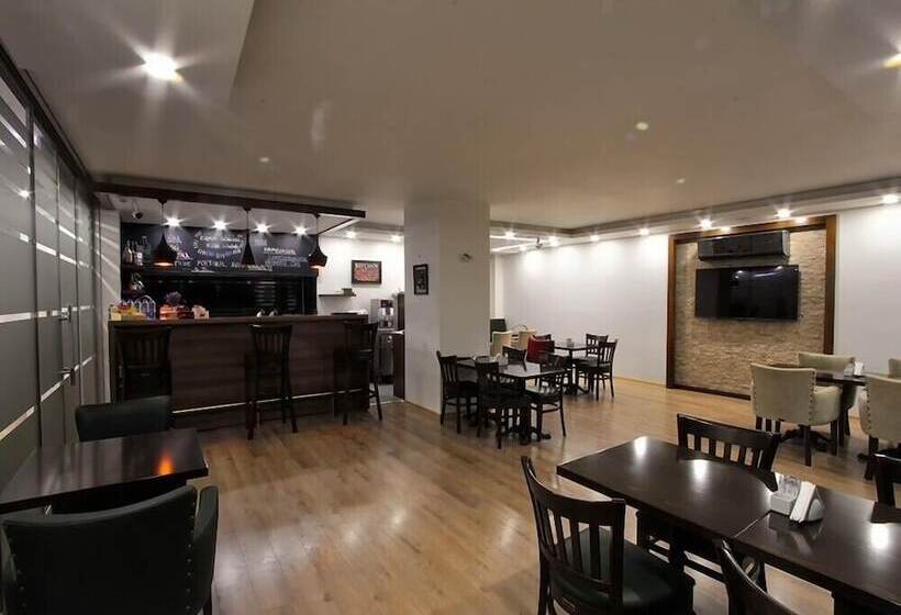 Upart Home