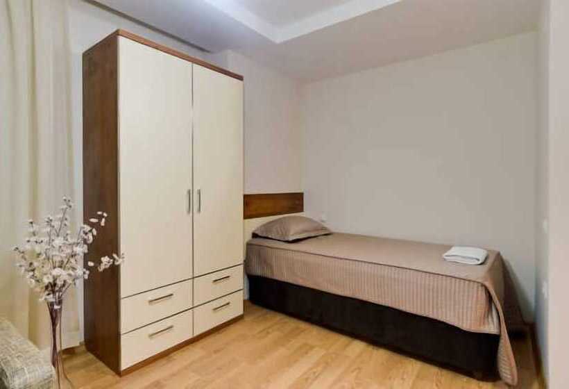 Upart Home