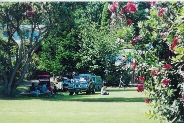 هاستل Egmont Eco Leisure Park & Backpackers