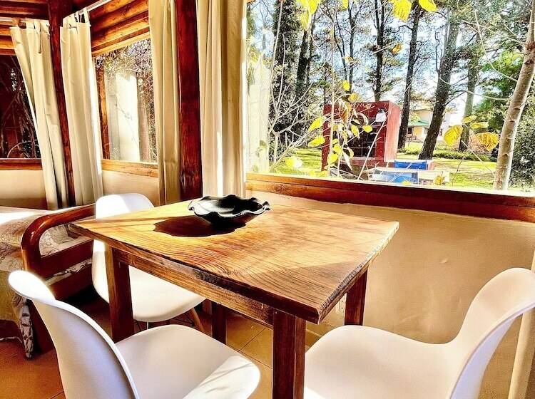 تختخواب و صبحانه Posada Del Viento