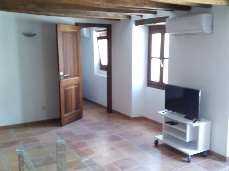 تختخواب و صبحانه Tramuntana Suites