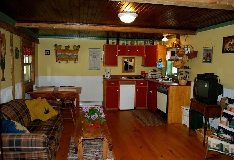 Bugaboo Cottages
