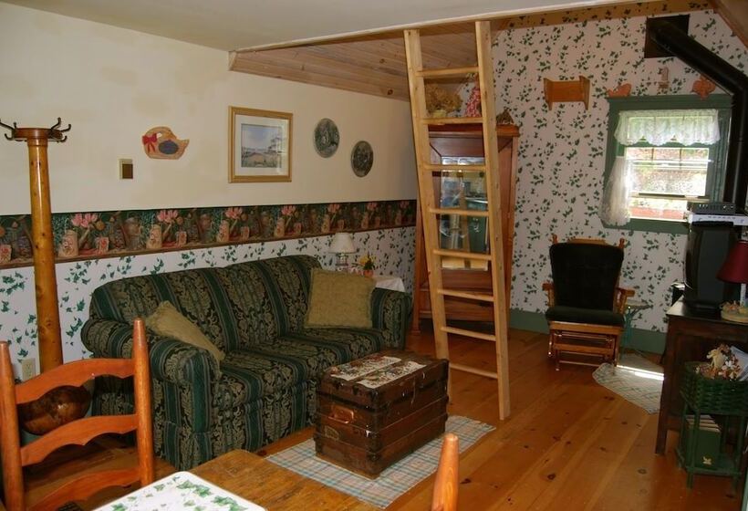 Bugaboo Cottages
