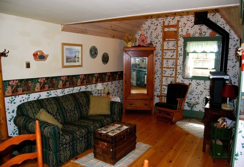 Bugaboo Cottages