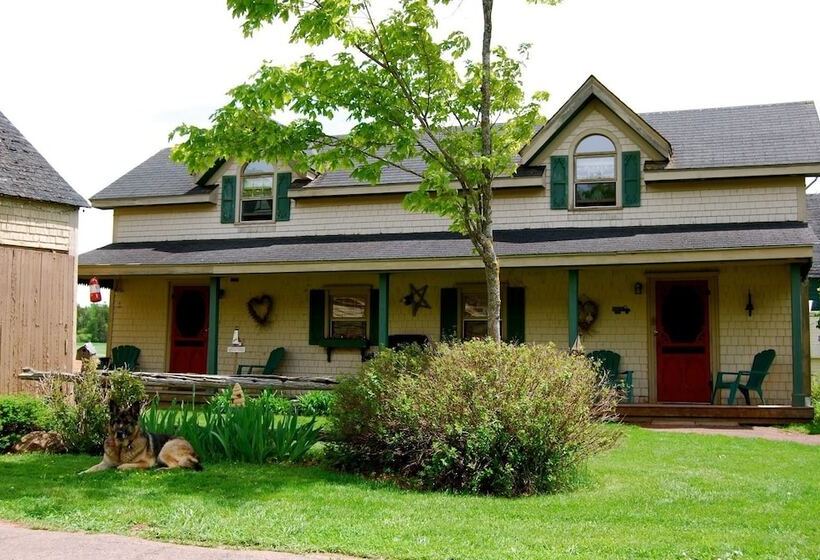 Bugaboo Cottages