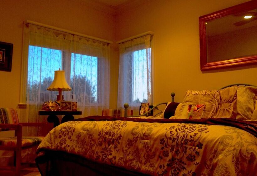 Cayuga lake inn Ithaca Hotel alt 