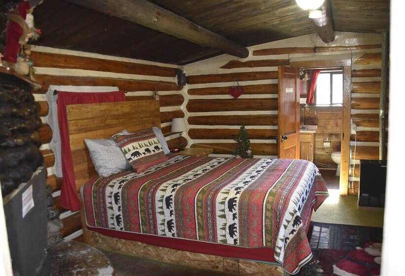 Chinook Cabins & Rv Park