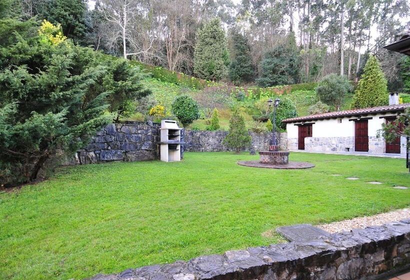 هتل Apartamentos Llugarón