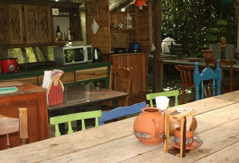 هتل Kakao Lodge & Garden Río Celeste