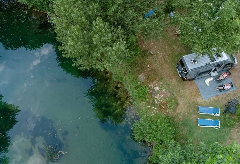 فندق Camping Parc Des Monges