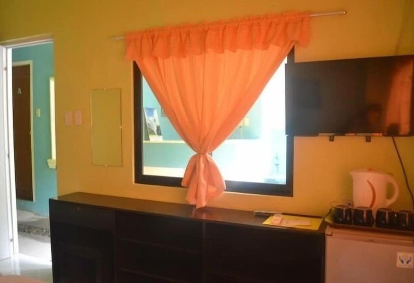 هتل Ellen's Resort Annex