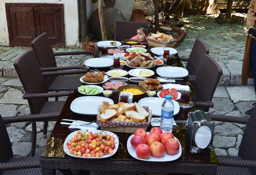 هتل Ilk Pansiyon