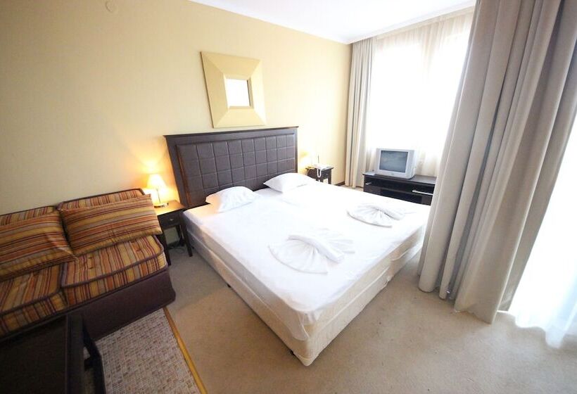 هتل Menada Apartments In Royal Beach Resort