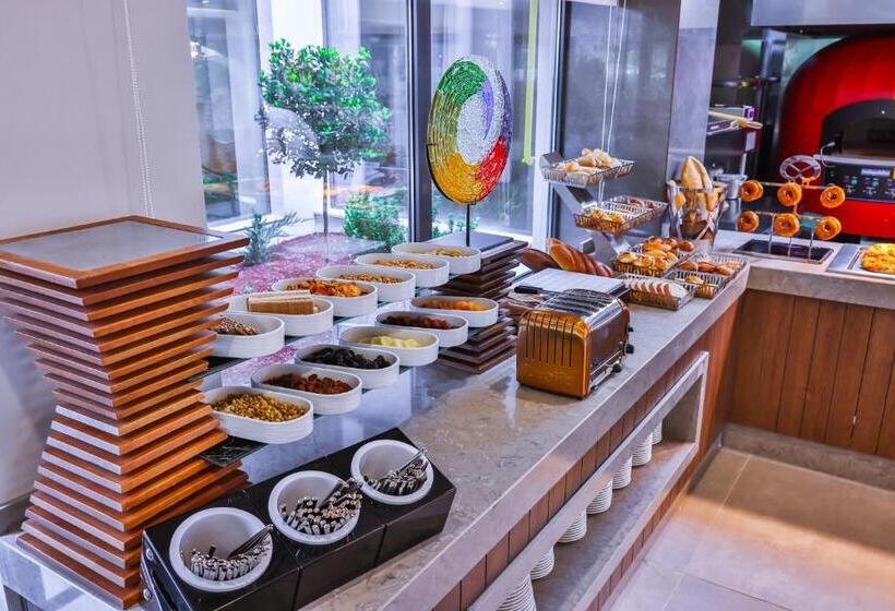 هتل Narven Wellness & Thermal