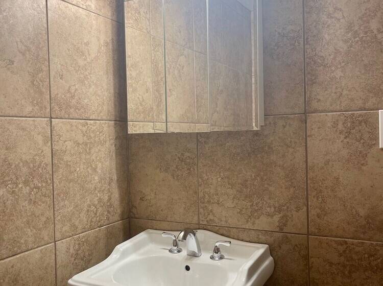 فندق The Oasis Extended Stay