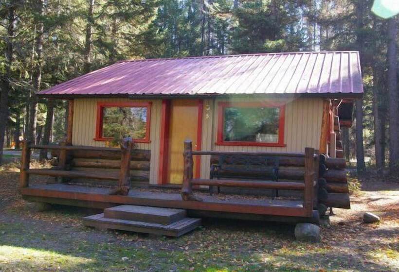 Lake Five Resort