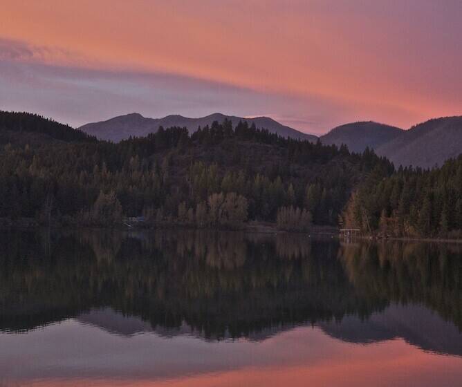 Lake Five Resort