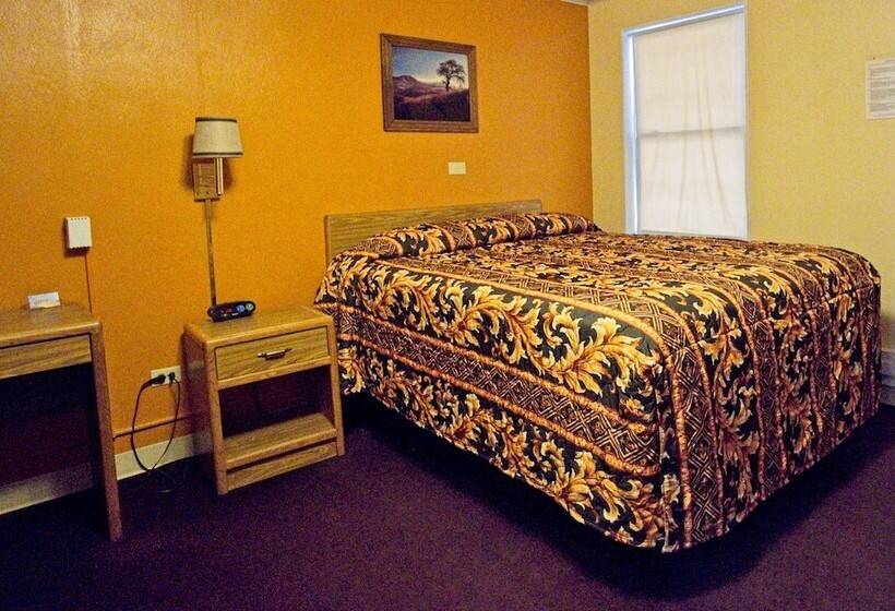 فندق على الطريق The King S Inn