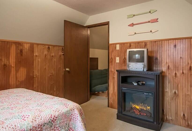 Ole  Berg S Den In Lake Wenatchee