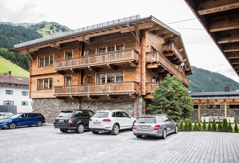 Пансион Pepis Suites Lechtal Apartments