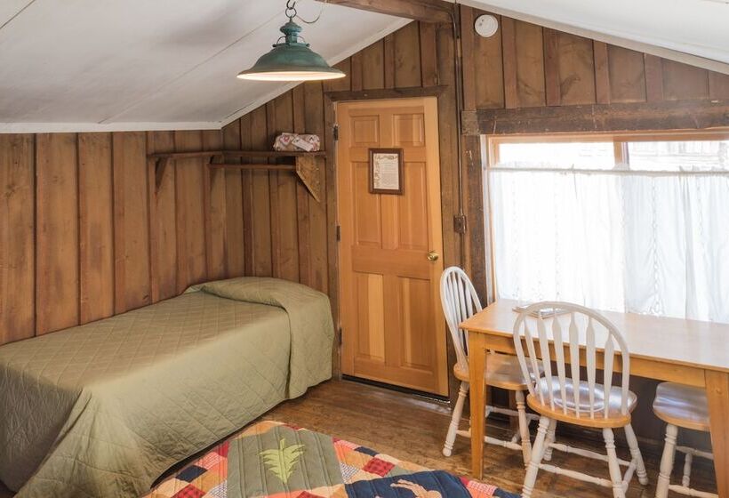 The Cabins At Historic Columbine