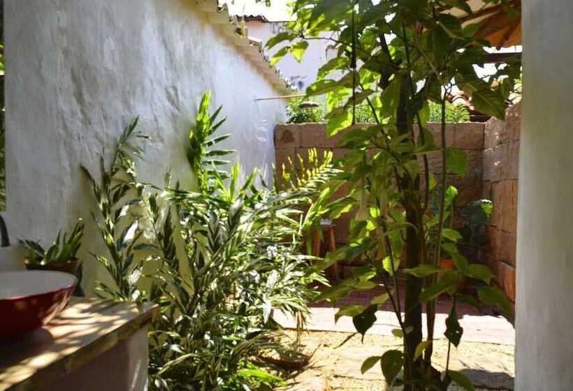 تختخواب و صبحانه Casa Juana