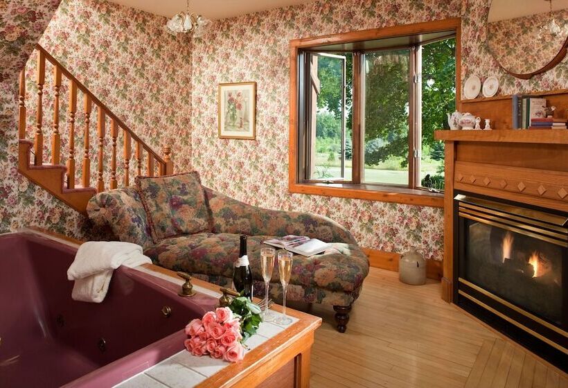 تختخواب و صبحانه Chanticleer Guest House