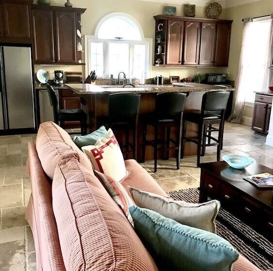 مبيت وإفطار Concord Inn