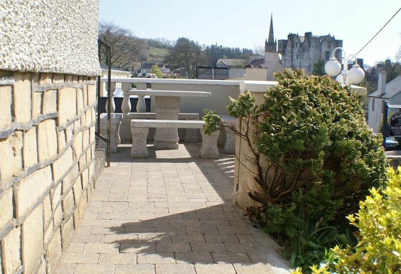 Eske Villa Bed & Breakfast