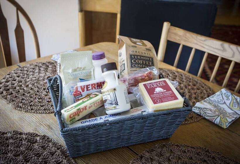 مبيت وإفطار Mt. Philo Inn