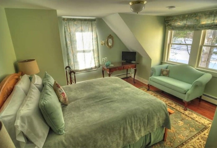 Bed and Breakfast Riverwood Inn