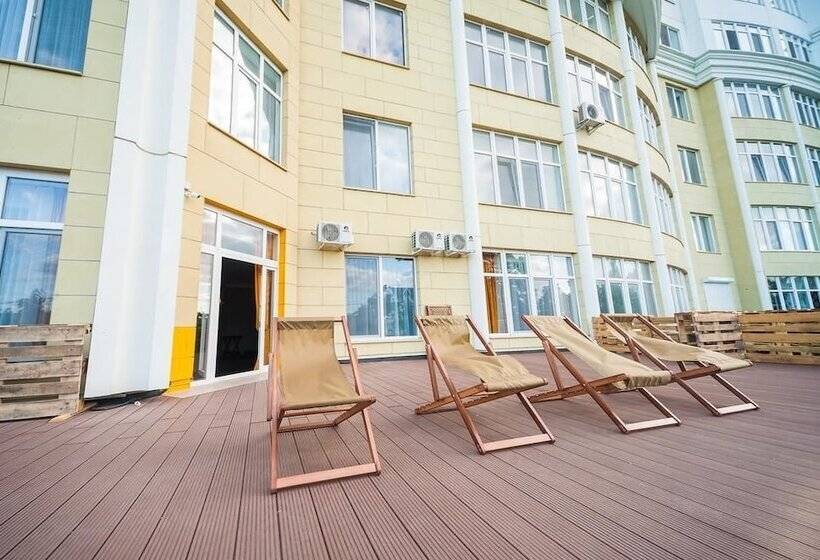 Beehive Hotel Odessa