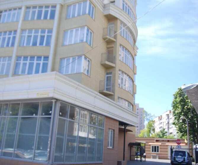Beehive Hotel Odessa