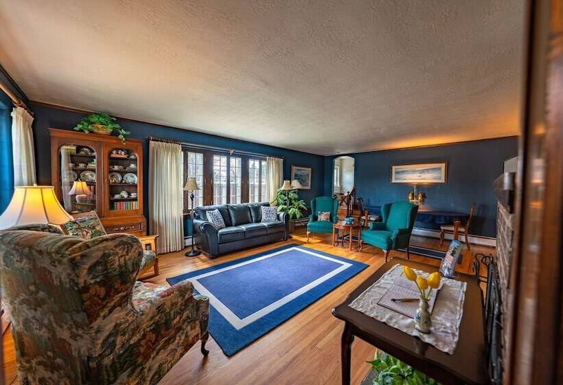 Chambers House B&b