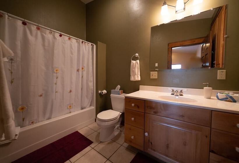 Chambers House B&b