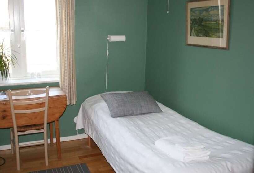 مسافرخانه Brännö Värdshus & Pensionat Baggen