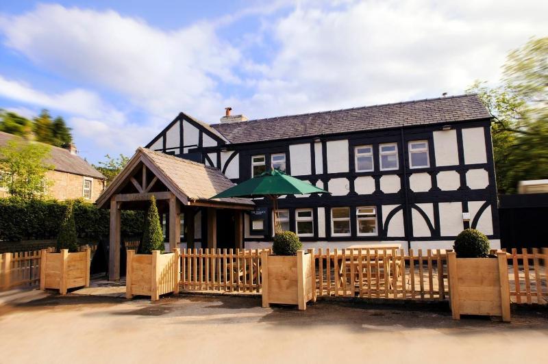 فندق فئة نجمة واحدة The Fenwick Steak & Seafood Pub