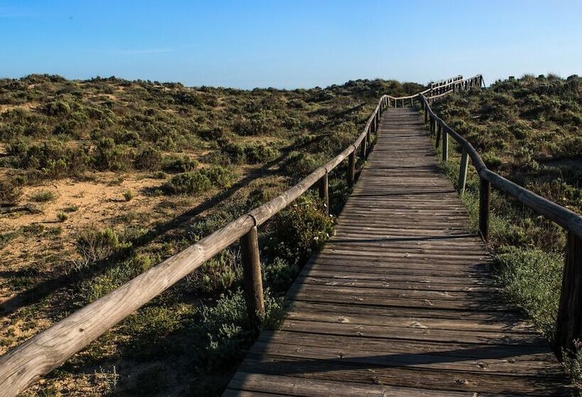 هتل Apartamentos Costaluz Punta Umbria