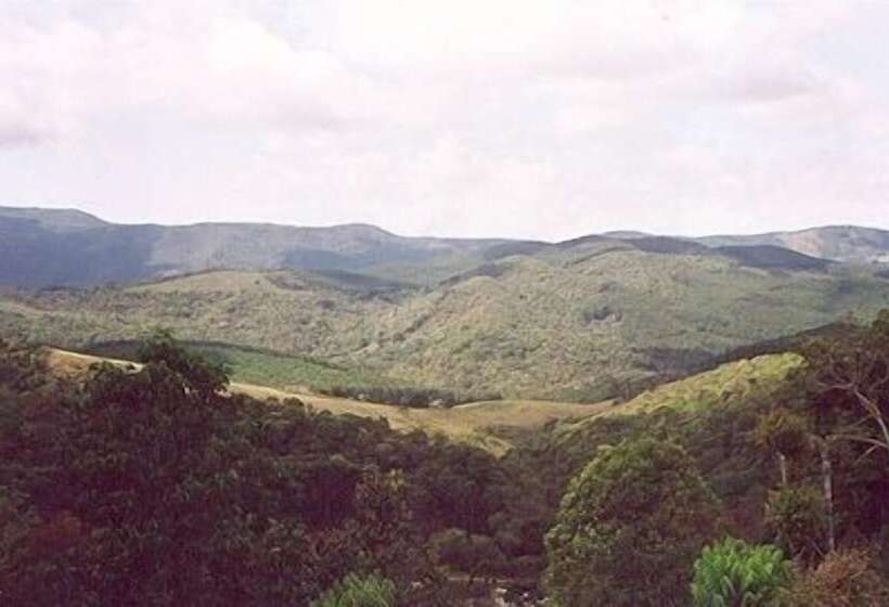 Отель Green Mountains