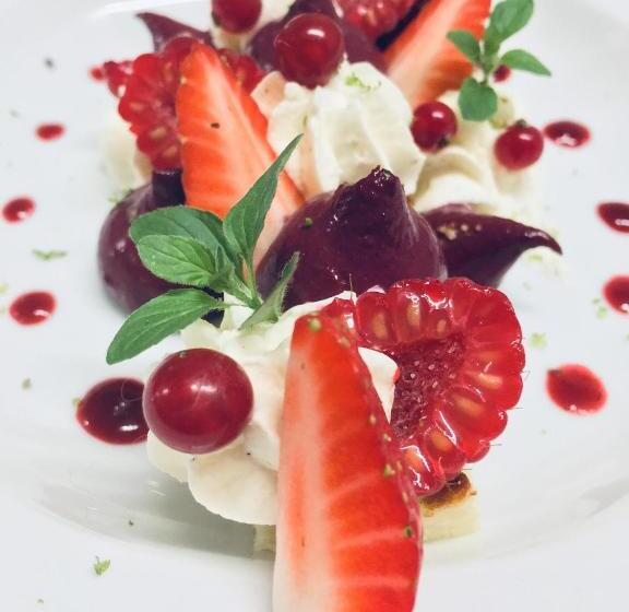 ホテル Hôtel Castillan