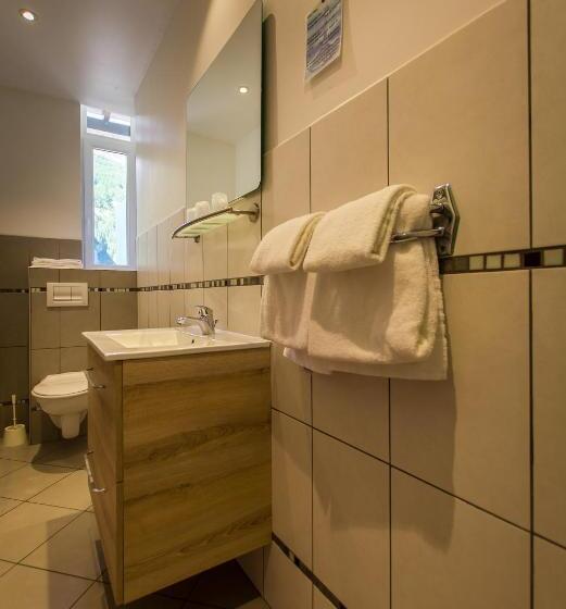 ホテル Hôtel Castillan