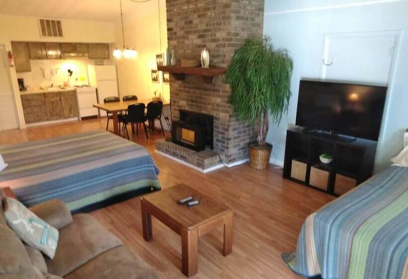 Отель Kentucky Lake Resort & Rv Park