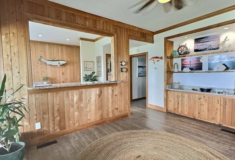 ホテル Lighthouse View Oceanfront Lodging