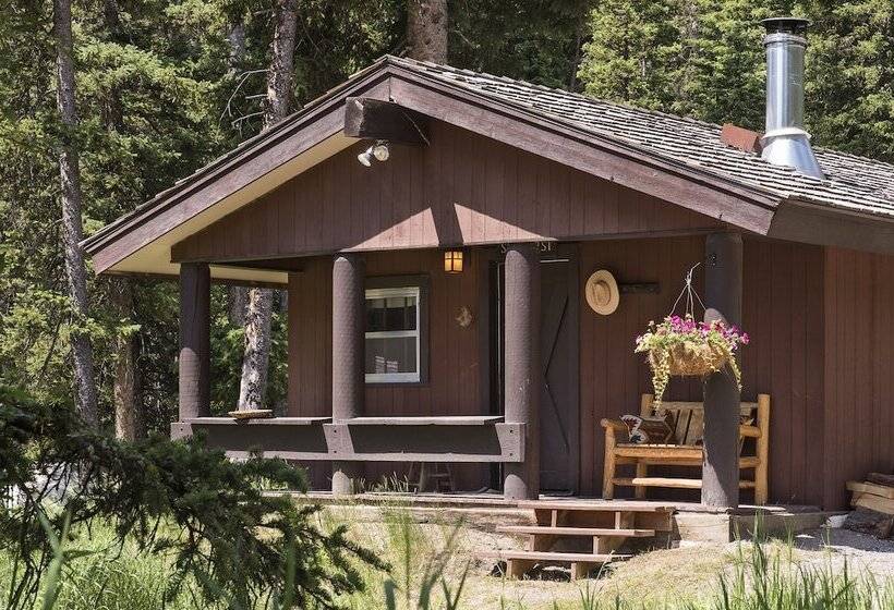 فندق Lone Mountain Ranch