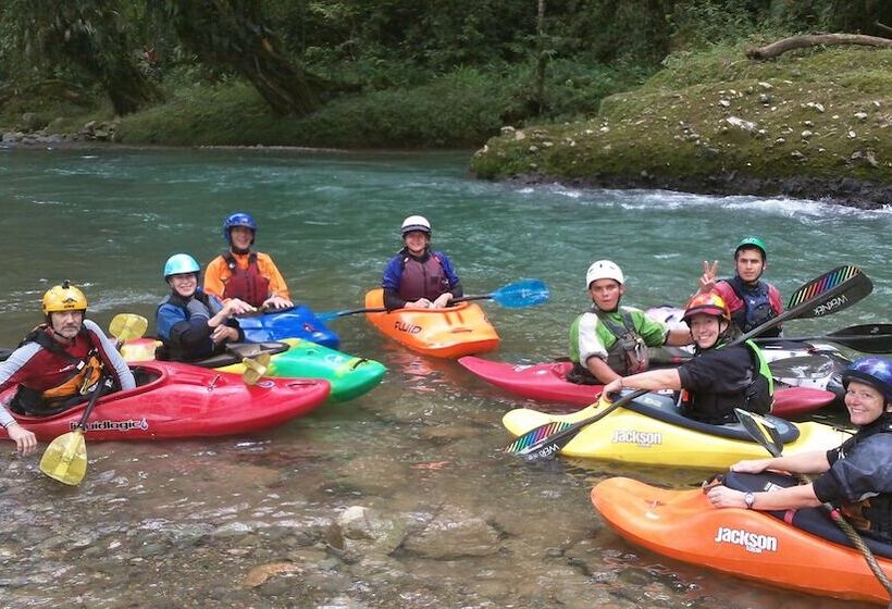هتل Pacuare River Lodge