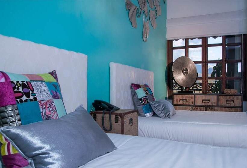 هتل Reserva Monarca